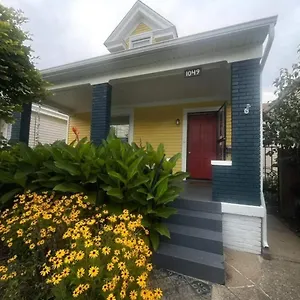 small-room-in-quirky-home.hotels-louisville.com/